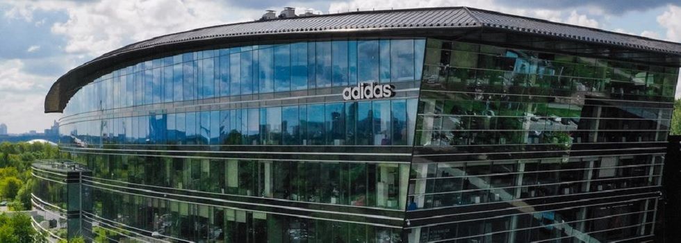 Adidas Registra Un Alza Del En El Primer Semestre Y Reduce Sus