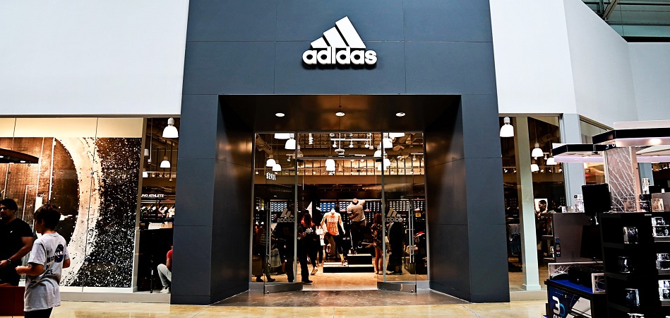 Adidas cierra sus tiendas en Europa y Norteamérica por el coronavirus