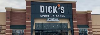 Dick’s reduce su facturación un 7,5% y encoge su beneficio un 28% en el primer trimestre