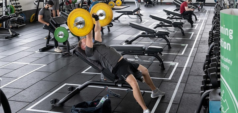 Qué Accesorios NO pueden faltar en tu Gimnasio - Pures Fitness