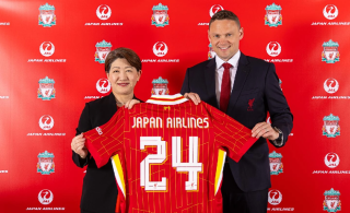 Liverpool FC vuela junto a Japan Airlines