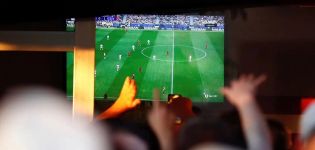 Mediapro tiende la mano a la hostelería y rebaja las tarifas de LaLigaTV Bar