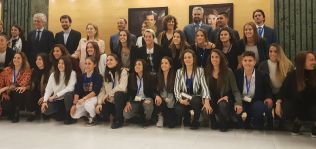 AFE y Acff presentan en el Congreso el primer convenio colectivo del fútbol femenino