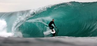 De fútbol a patinaje pasando por pelota y surf: el mapa del deporte base en España