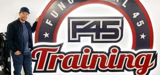 El actor Mark Wahlberg se convierte en socio minoritario de la cadena F45 Training