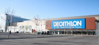 Decathlon vende locales en Europa por 600 millones de euros