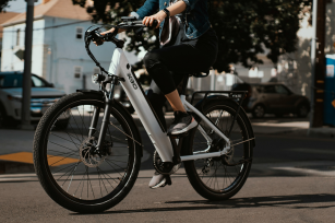 La Comunidad de Madrid impulsa nuevas ayudas para la compra de bicicletas eléctricas