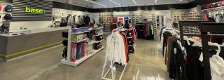 Base sigue creciendo con la apertura de una nueva tienda en Valencia